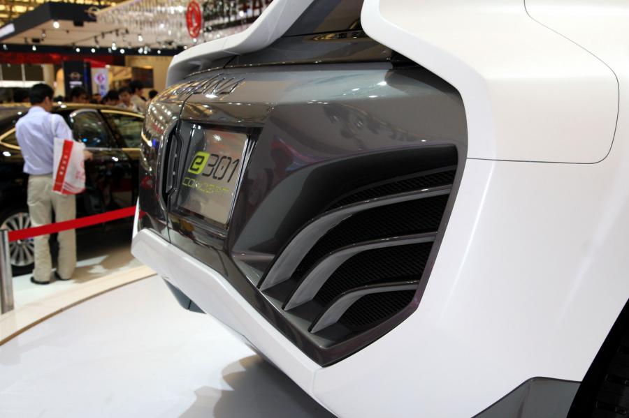  ChangAn E301 Concept 2009 года  (фото 11 из 69)